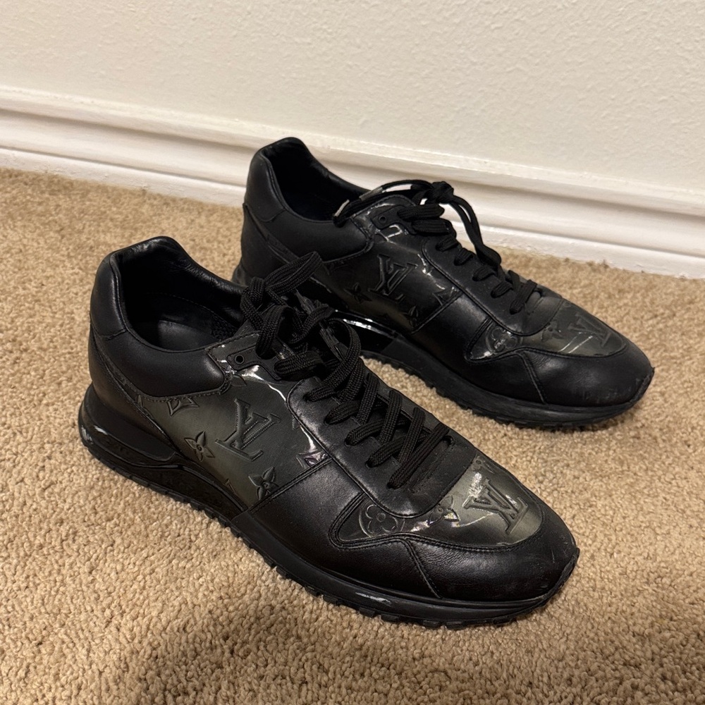 Louis Vuitton Men's Black and Gray Sneakers